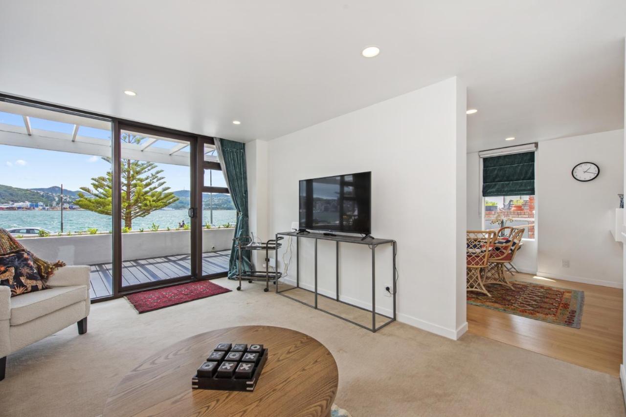 Bay Suites - 328 Oriental Parade Ουέλλινγκτον Εξωτερικό φωτογραφία