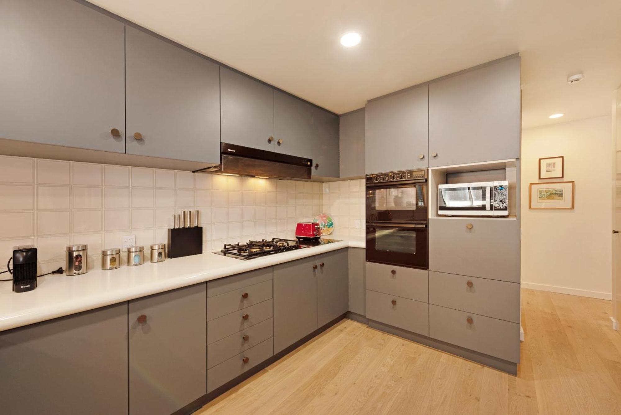 Bay Suites - 328 Oriental Parade Ουέλλινγκτον Εξωτερικό φωτογραφία